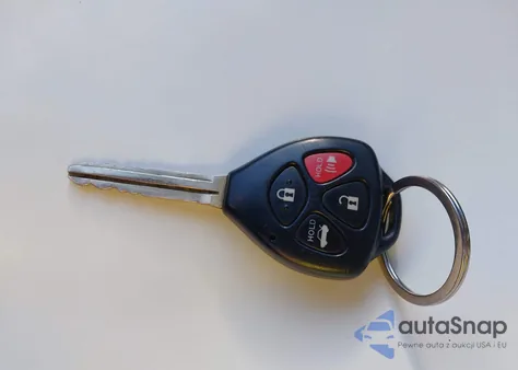 2007 Toyota Camry Xle z USA, uszkodzony, nr VIN 4T1BE46K87U539104